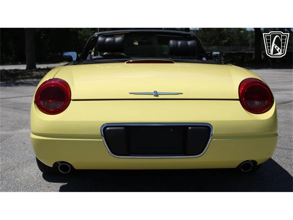 2002 Ford Thunderbird 11th Gen - Image 15 of 31