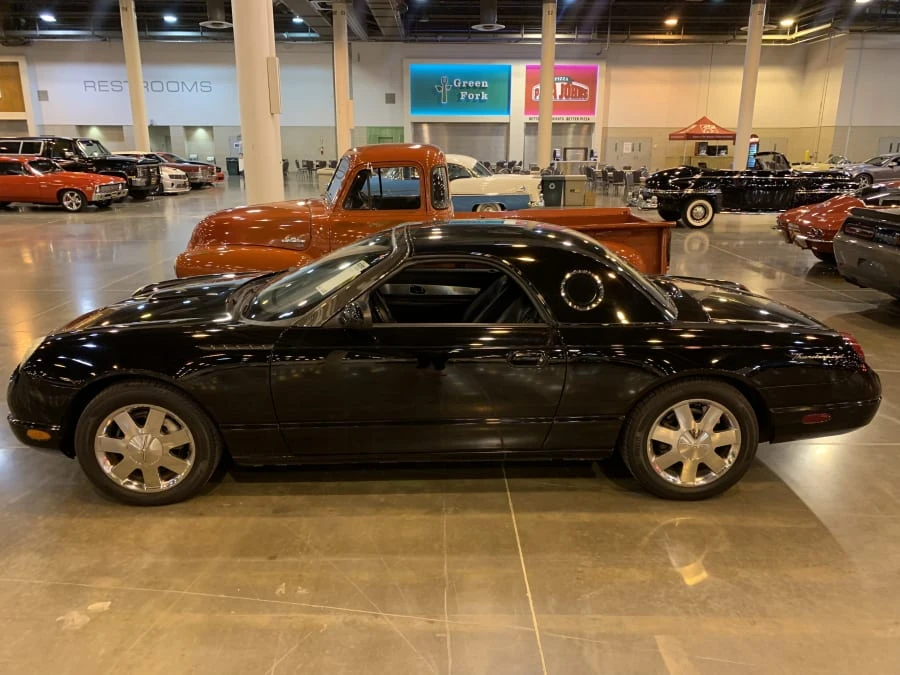 2002 Ford Thunderbird 11th Gen - Image 2 of 8