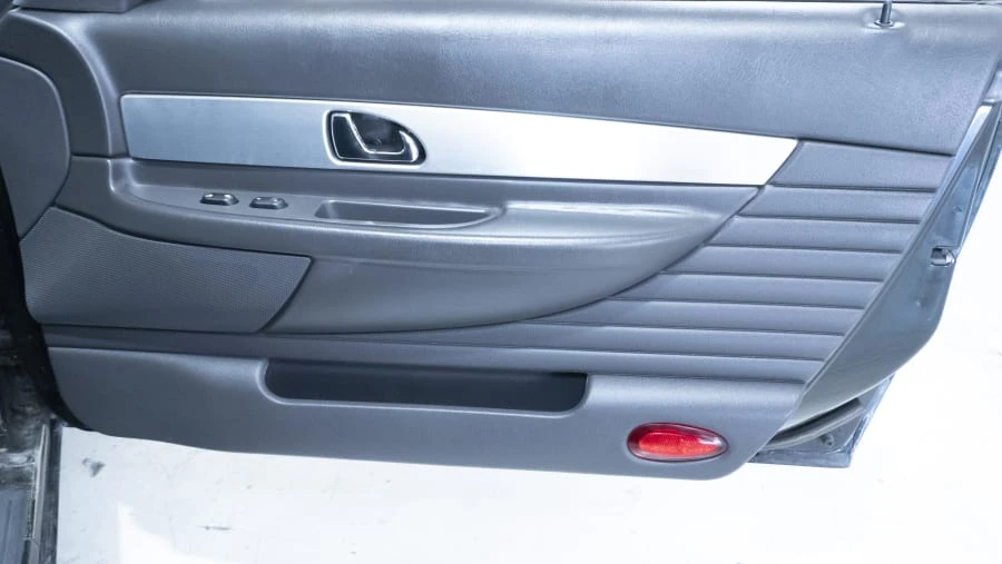 2002 Ford Thunderbird 11th Gen - Image 6 of 11