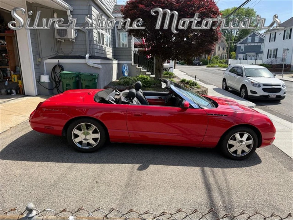 2002 Ford Thunderbird 11th Gen - Image 9 of 31