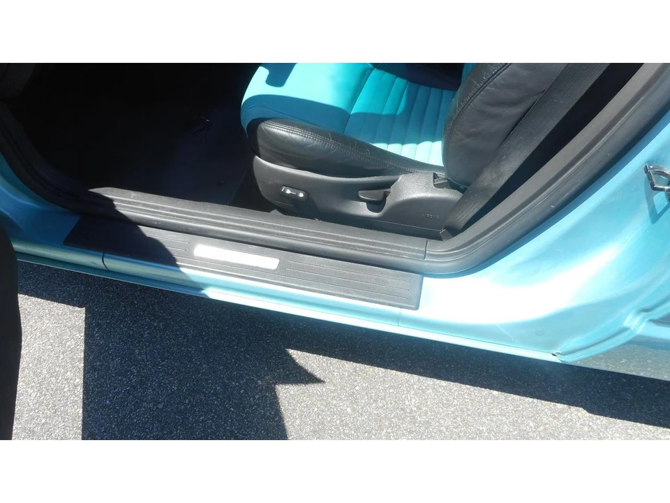 2002 Ford Thunderbird 11th Gen - Image 6 of 17