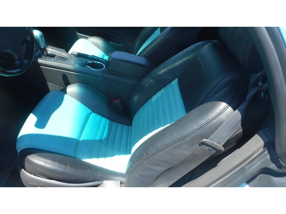 2002 Ford Thunderbird 11th Gen - Image 13 of 17