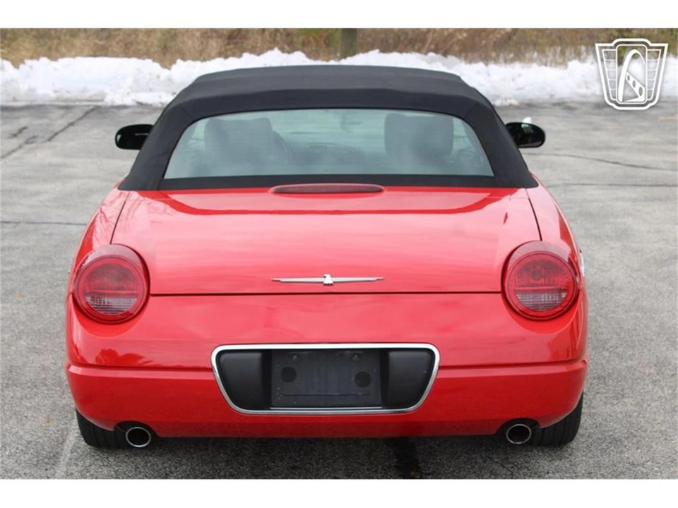 2002 Ford Thunderbird 11th Gen - Image 8 of 31