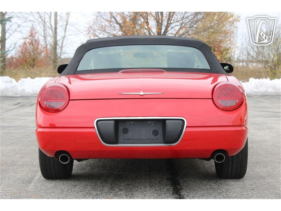 2002 Ford Thunderbird 11th Gen - Image 9 of 31