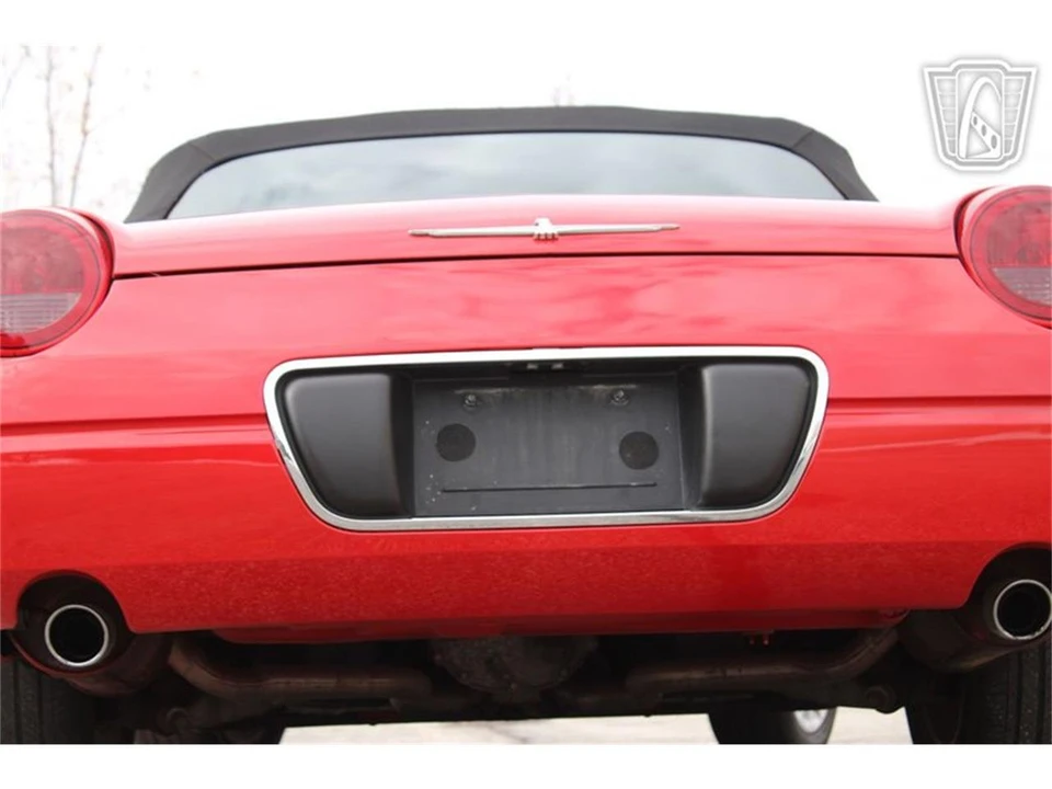 2002 Ford Thunderbird 11th Gen - Image 30 of 31