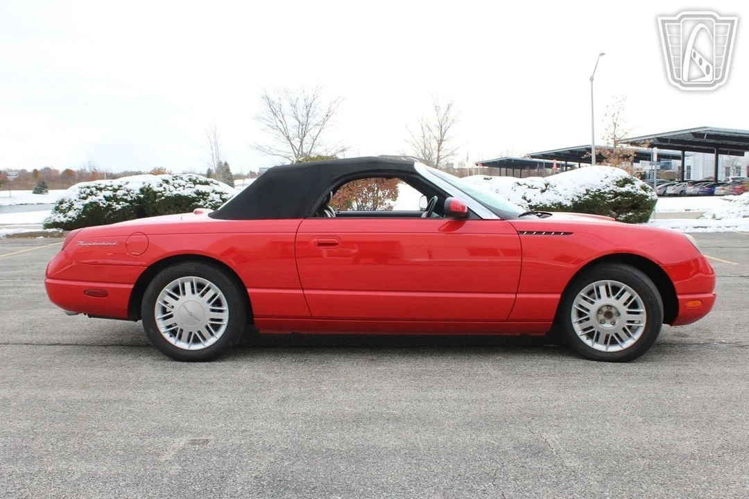2002 Ford Thunderbird 10th Gen - Image 15 of 21