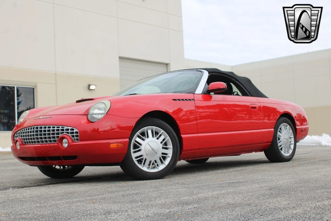 2002 Ford Thunderbird 10th Gen - Image 3 of 12