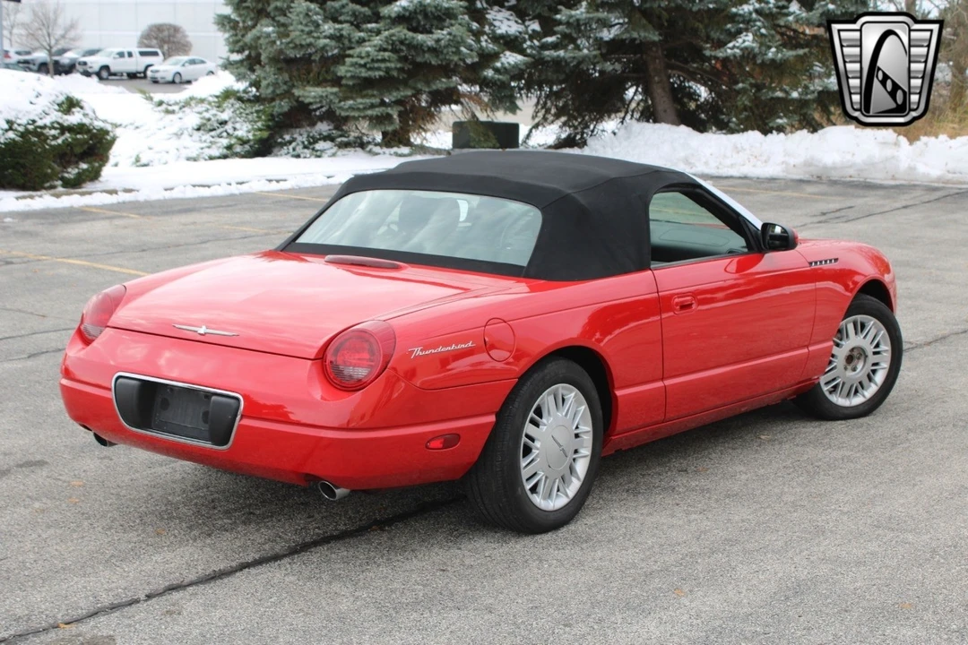 2002 Ford Thunderbird 10th Gen - Image 8 of 12