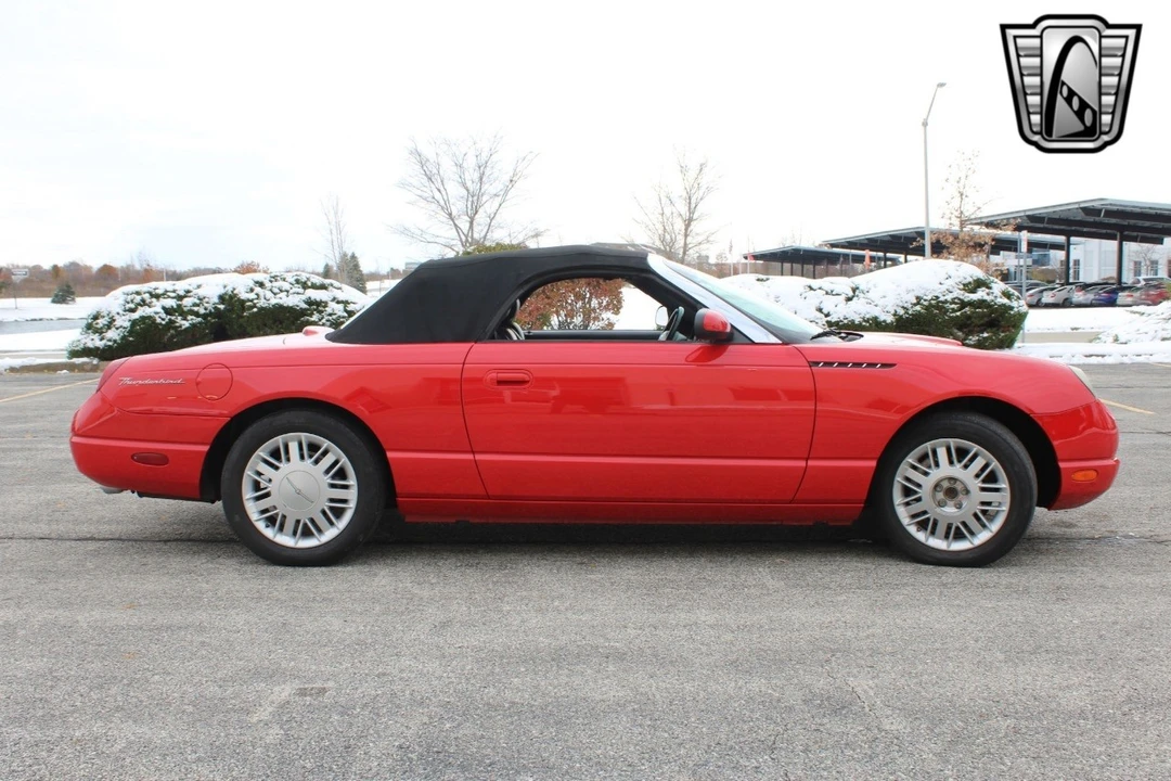 2002 Ford Thunderbird 10th Gen - Image 11 of 12