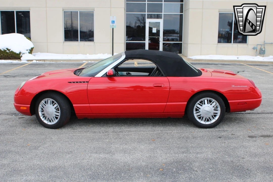 2002 Ford Thunderbird 10th Gen - Image 4 of 12