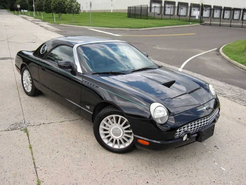 2002 Ford Thunderbird 10th Gen - Image 2 of 12