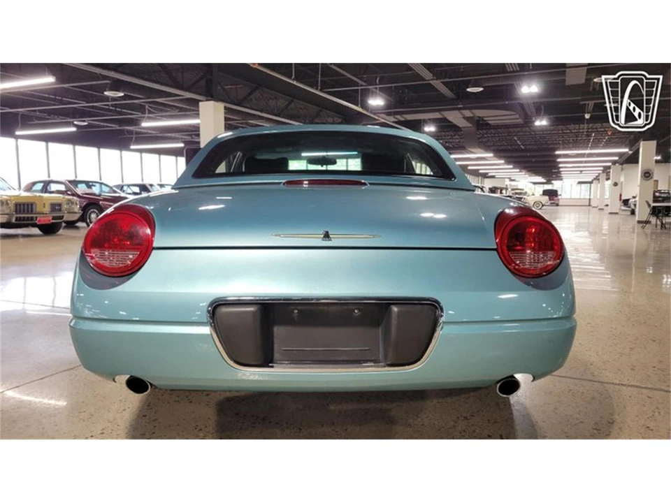 2002 Ford Thunderbird 11th Gen - Image 3 of 31