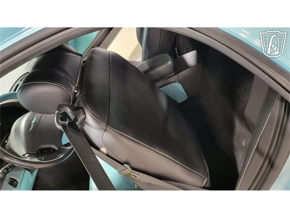 2002 Ford Thunderbird 11th Gen - Image 15 of 31
