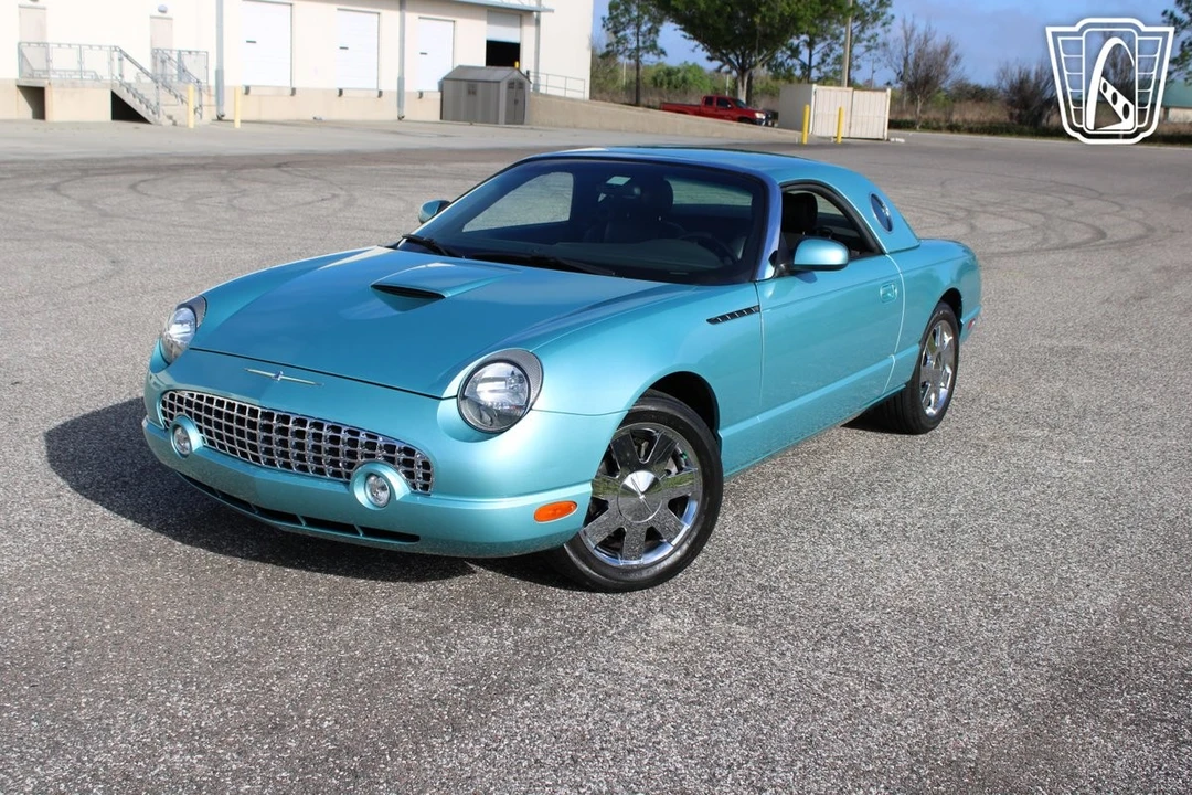 2002 Ford Thunderbird 11th Gen - Image 3 of 12