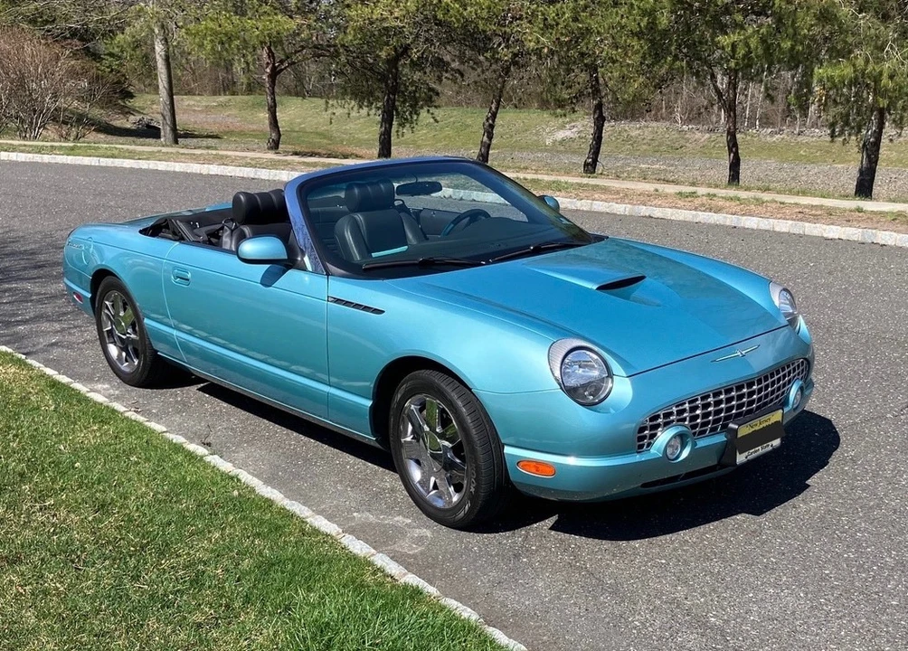 2002 Ford Thunderbird 11th Gen - Image 21 of 28