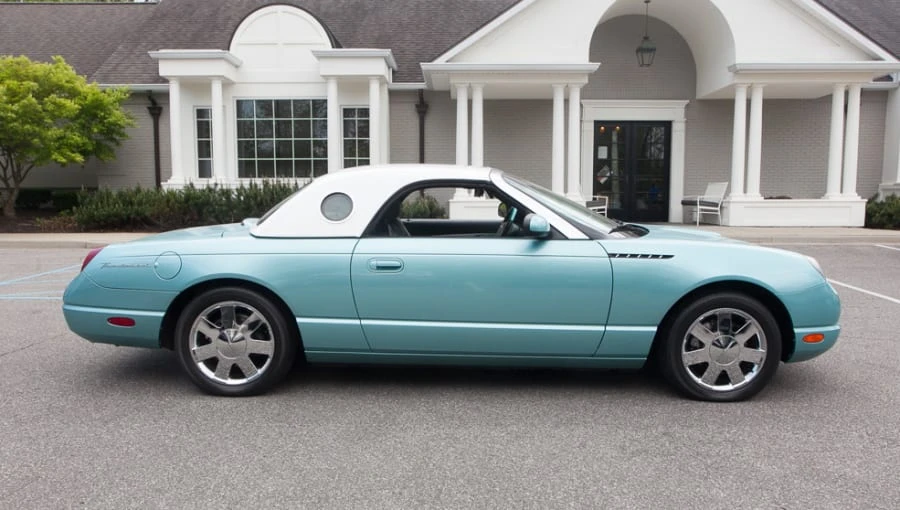 2002 Ford Thunderbird 11th Gen - Image 3 of 10