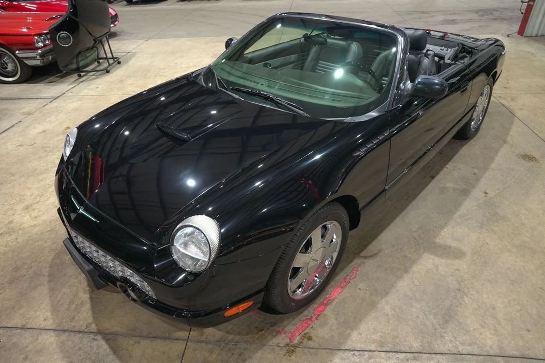 2002 Ford Thunderbird 11th Gen - Image 15 of 31