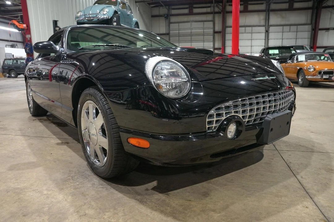 2002 Ford Thunderbird 11th Gen - Image 27 of 31