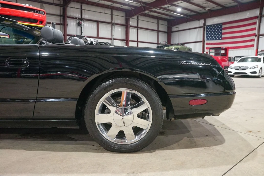 2002 Ford Thunderbird 11th Gen - Image 5 of 31