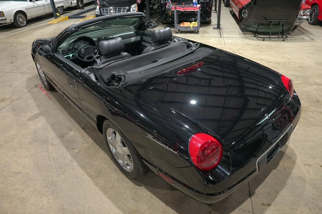 2002 Ford Thunderbird 11th Gen - Image 16 of 31