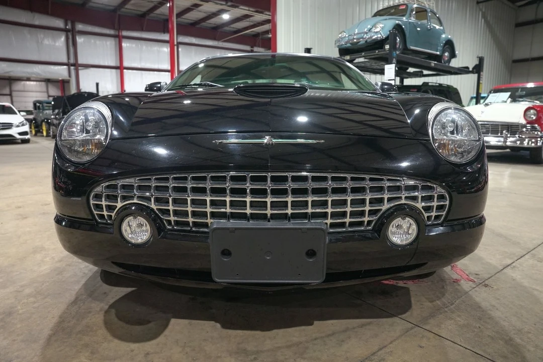 2002 Ford Thunderbird 11th Gen - Image 28 of 31