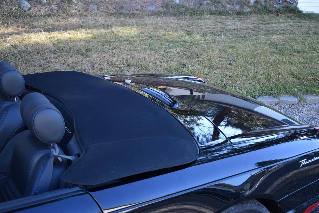 2002 Ford Thunderbird 11th Gen - Image 18 of 21