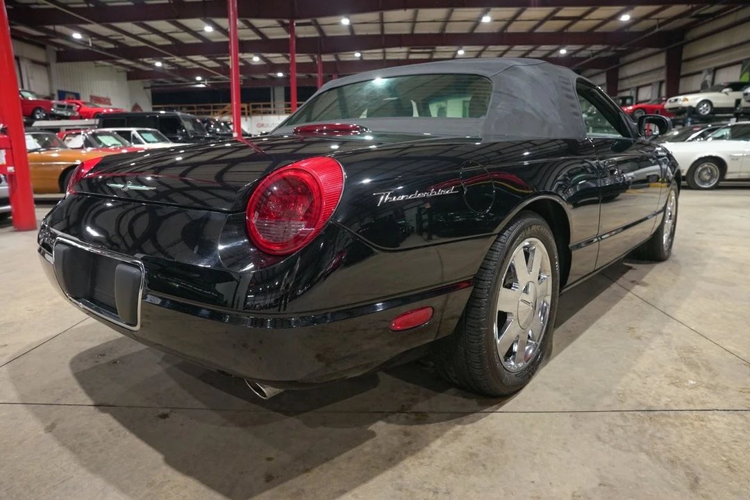 2002 Ford Thunderbird 11th Gen - Image 24 of 31