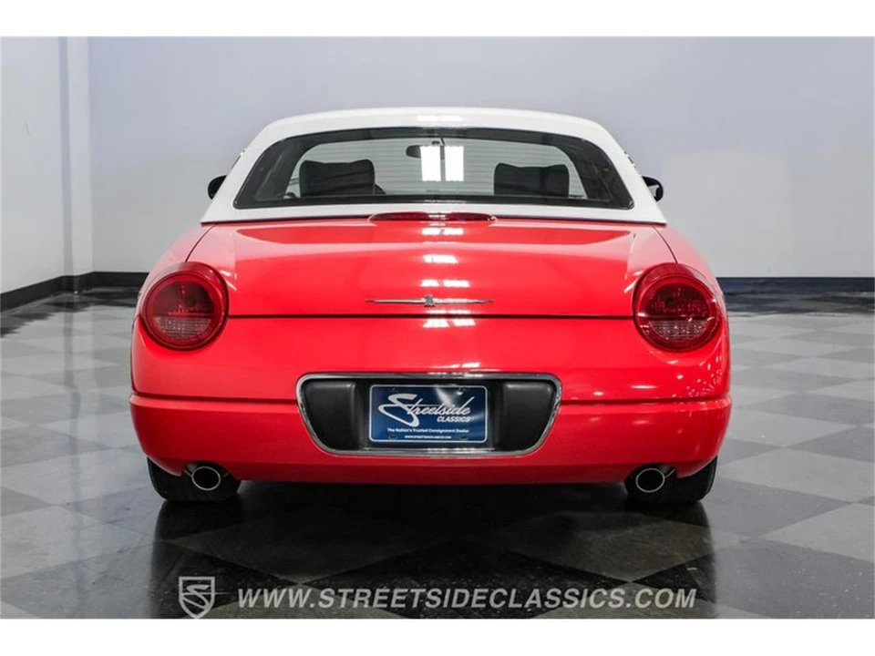 2002 Ford Thunderbird 11th Gen - Image 13 of 31