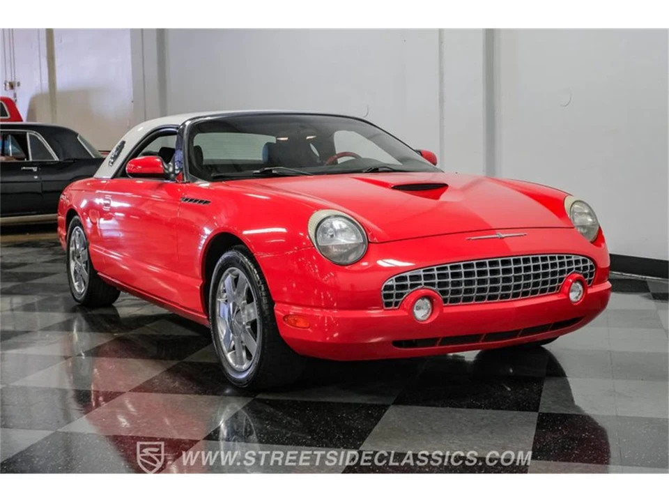 2002 Ford Thunderbird 11th Gen - Image 19 of 31