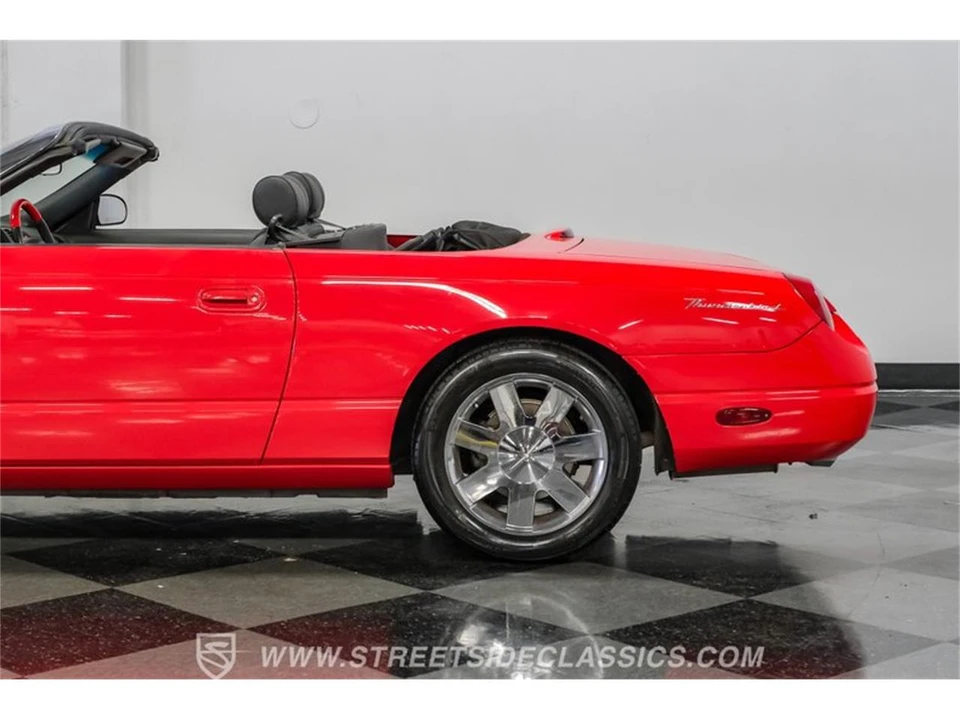 2002 Ford Thunderbird 11th Gen - Image 26 of 31