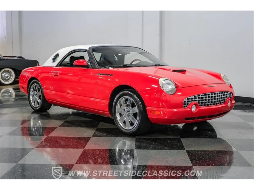 2002 Ford Thunderbird 11th Gen - Image 18 of 31