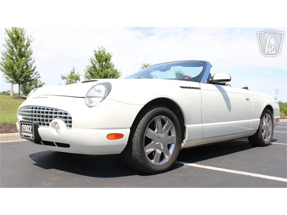 2002 Ford Thunderbird 11th Gen - Image 29 of 31