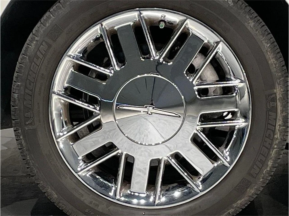2002 Ford Thunderbird 11th Gen - Image 13 of 31
