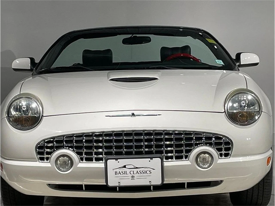 2002 Ford Thunderbird 11th Gen - Image 16 of 31