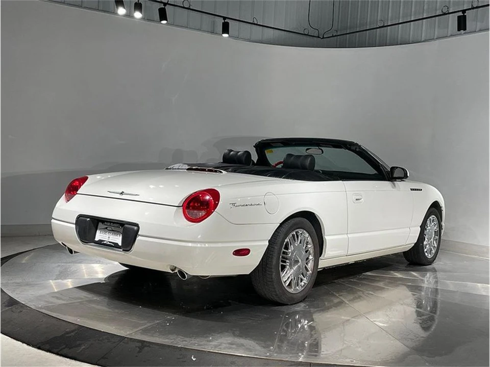 2002 Ford Thunderbird 11th Gen - Image 6 of 31