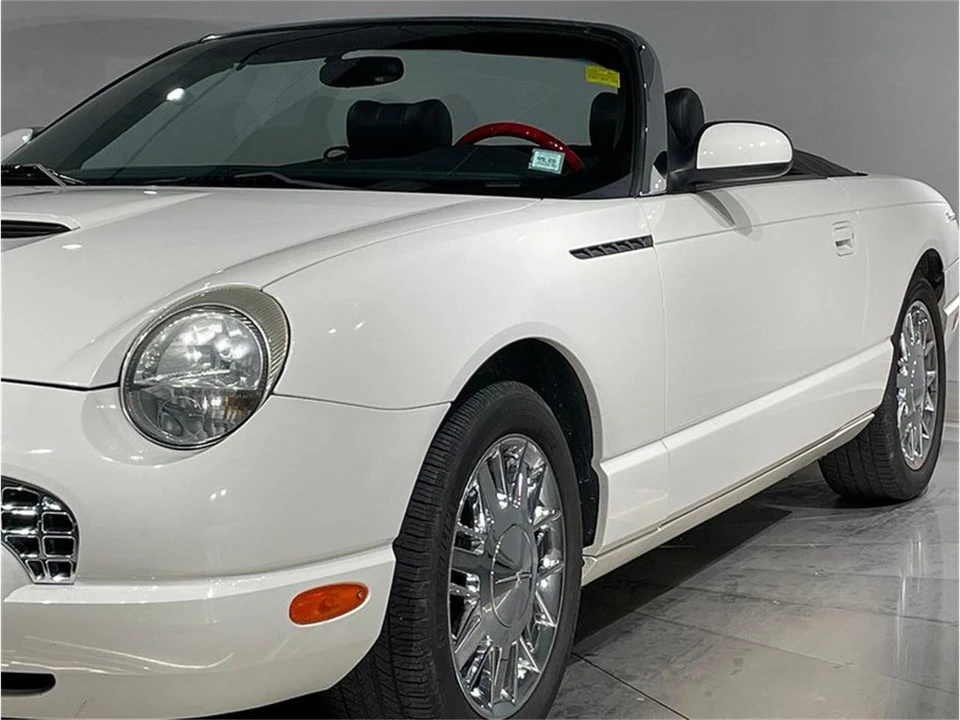 2002 Ford Thunderbird 11th Gen - Image 15 of 31