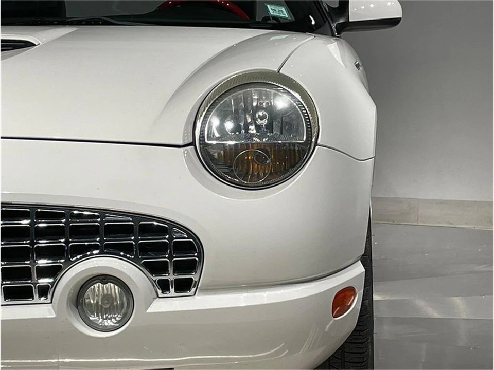 2002 Ford Thunderbird 11th Gen - Image 4 of 31