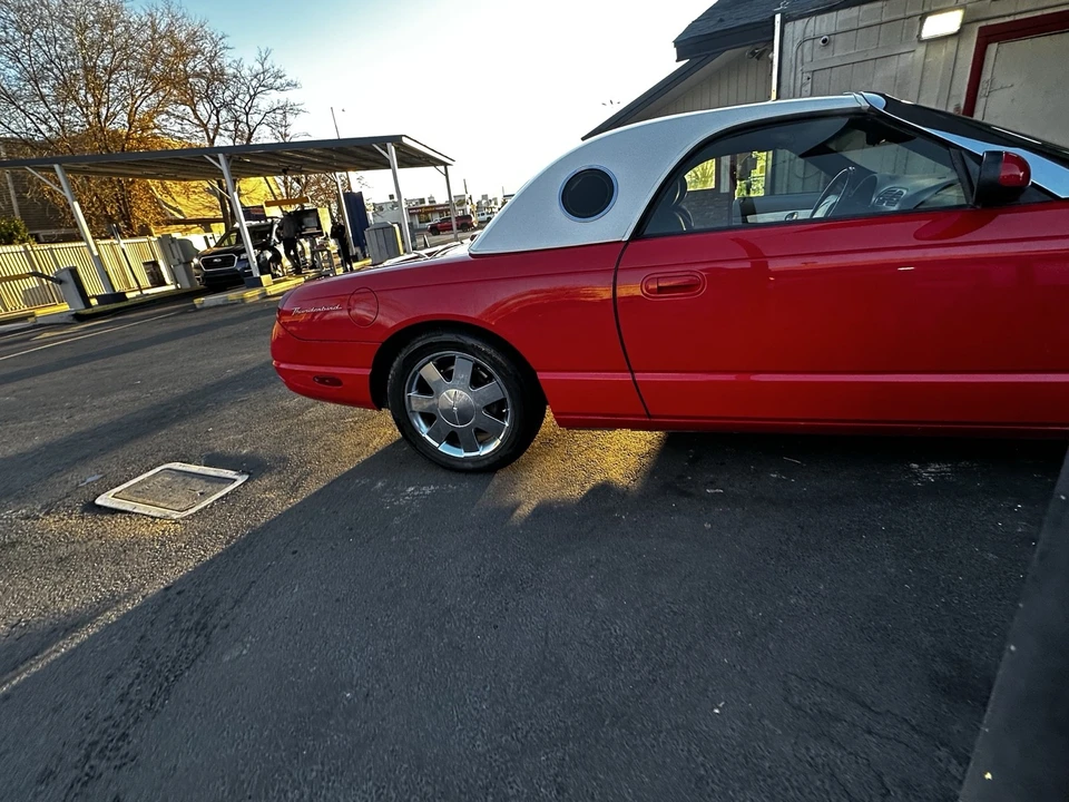 2002 Ford Thunderbird 11th Gen - Image 6 of 21