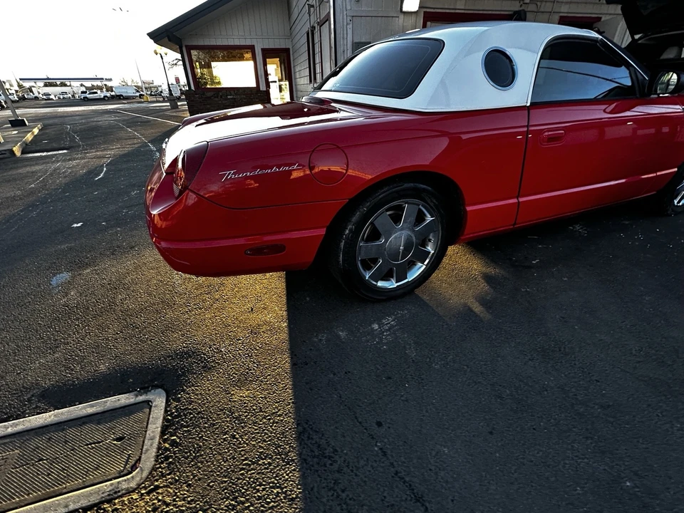 2002 Ford Thunderbird 11th Gen - Image 10 of 21