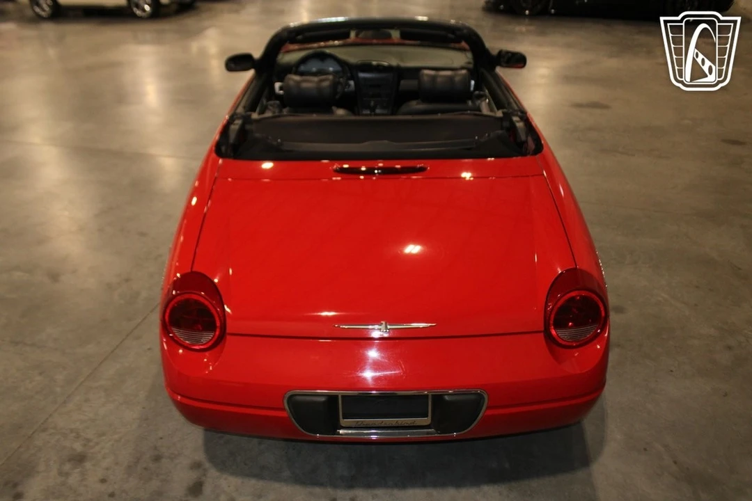 2002 Ford Thunderbird 10th Gen - Image 14 of 21