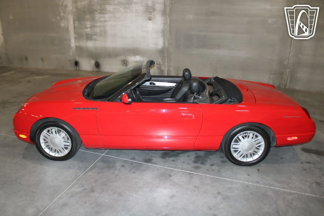 2002 Ford Thunderbird 11th Gen - Image 11 of 12
