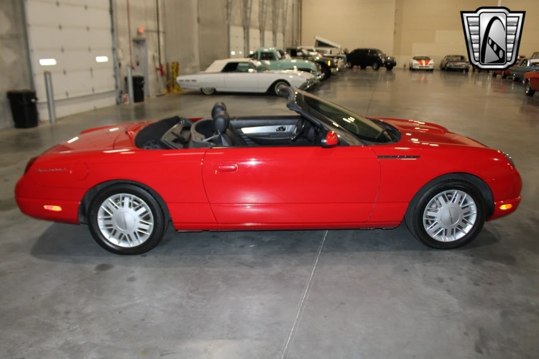 2002 Ford Thunderbird 11th Gen - Image 8 of 12