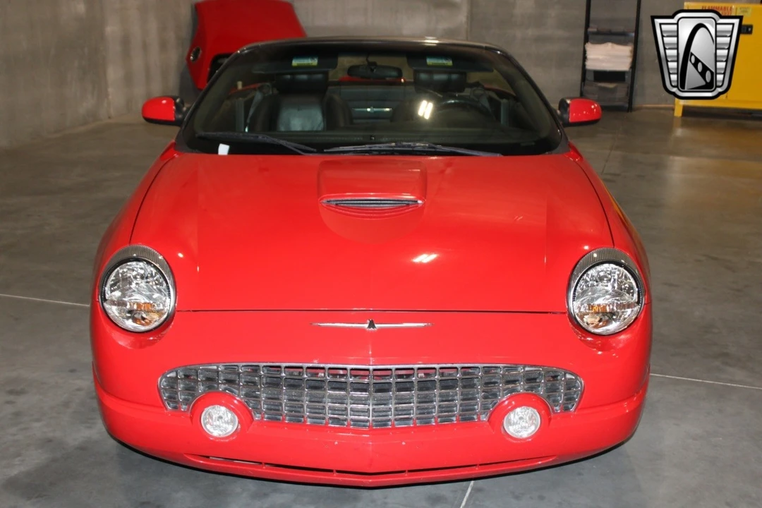2002 Ford Thunderbird 11th Gen - Image 10 of 12