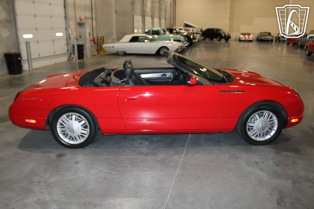 2002 Ford Thunderbird 11th Gen - Image 7 of 12