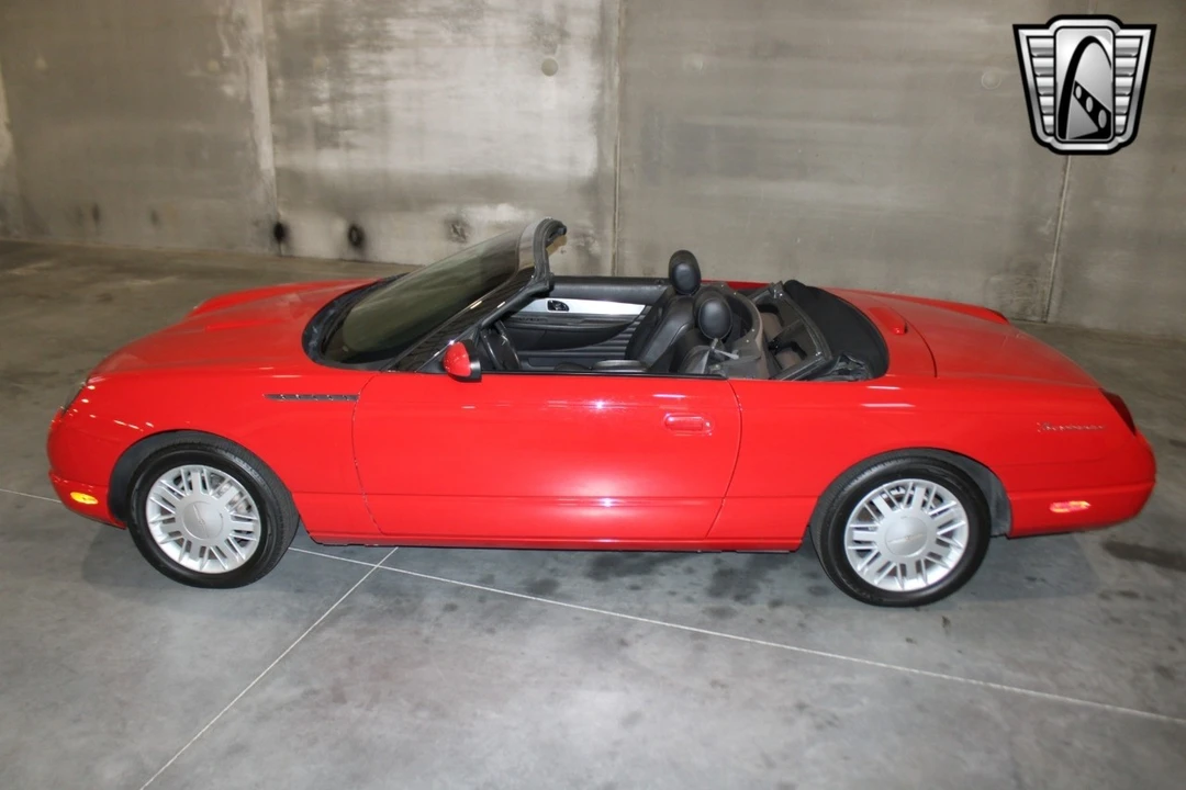 2002 Ford Thunderbird 11th Gen - Image 12 of 12