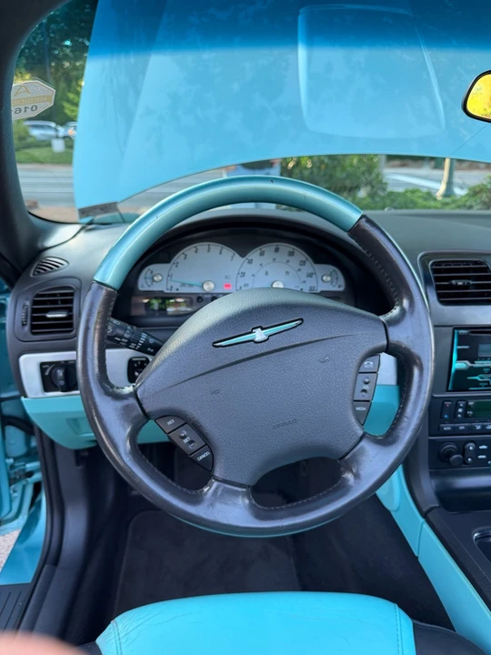 2002 Ford Thunderbird 11th Gen - Image 13 of 22