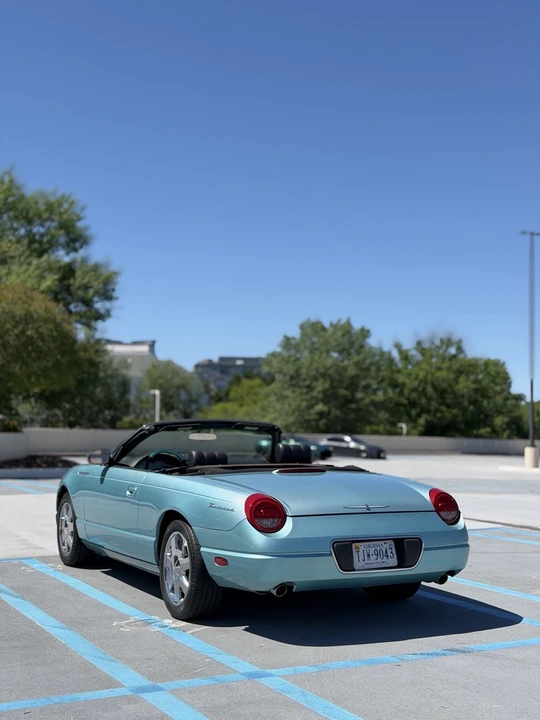 2002 Ford Thunderbird 11th Gen - Image 2 of 22