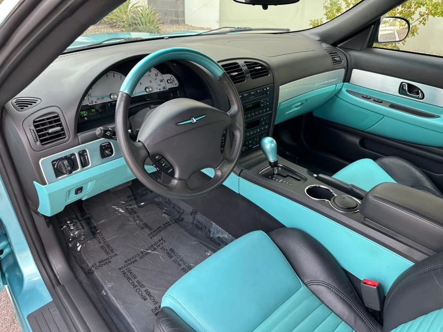 2002 Ford Thunderbird 11th Gen - Image 9 of 15