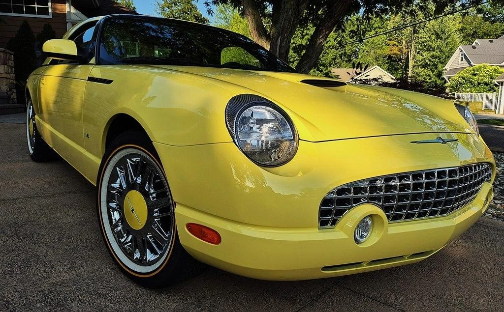 2002 Ford Thunderbird 11th Gen - Image 2 of 31
