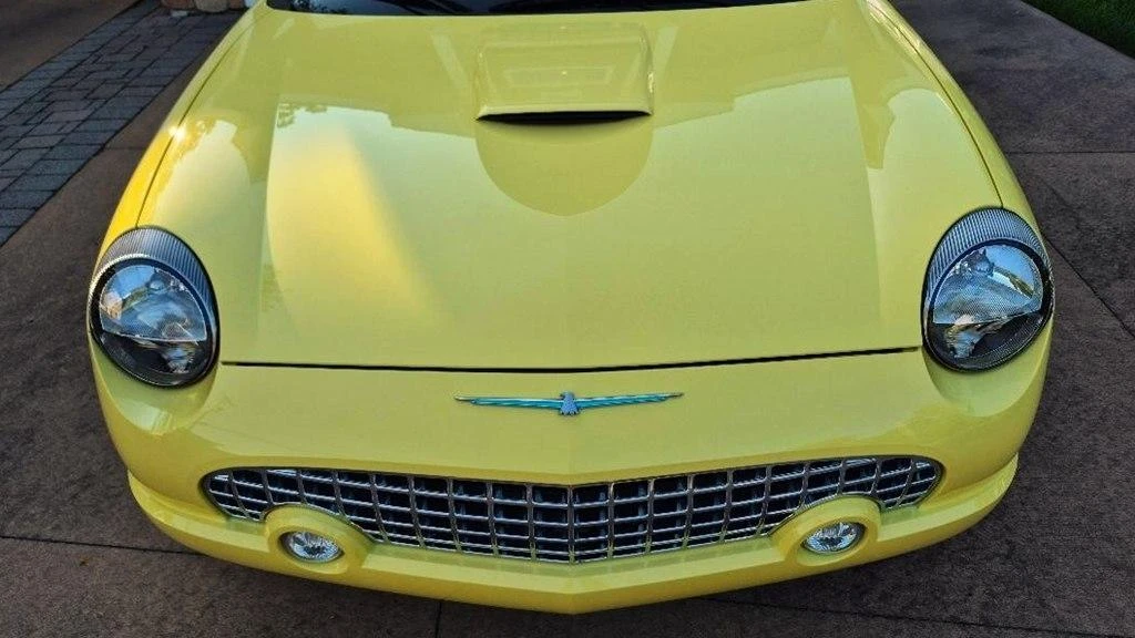 2002 Ford Thunderbird 11th Gen - Image 10 of 31